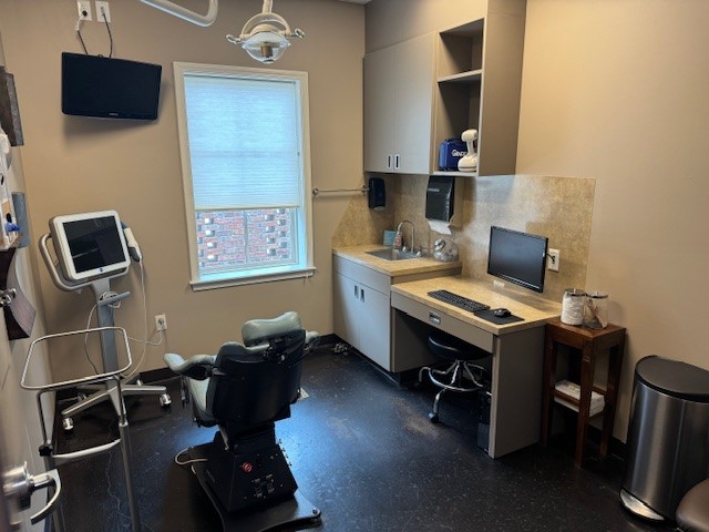 Dr. Boudreaux's Exam Room 1