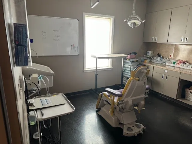 Dr. Fischer's Procedure Room 1